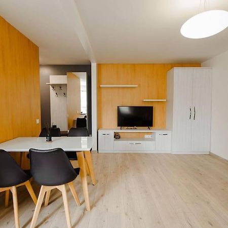 Very Stylish Apartament In Middle Of City. Chişinau Exteriör bild